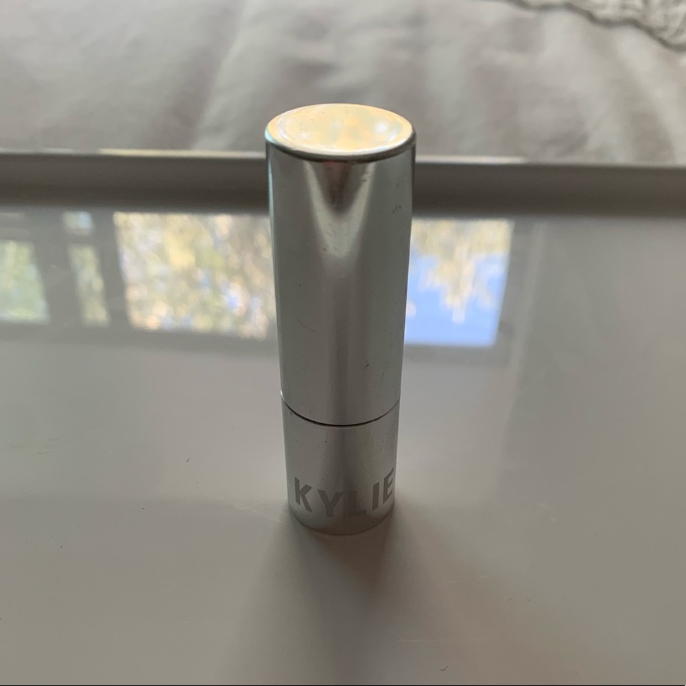 kylie jenner lipstick
